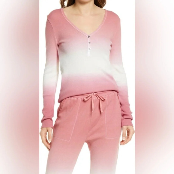 Splendid Tops - Splendid Waffle Knit Henley Top in an ombré pink